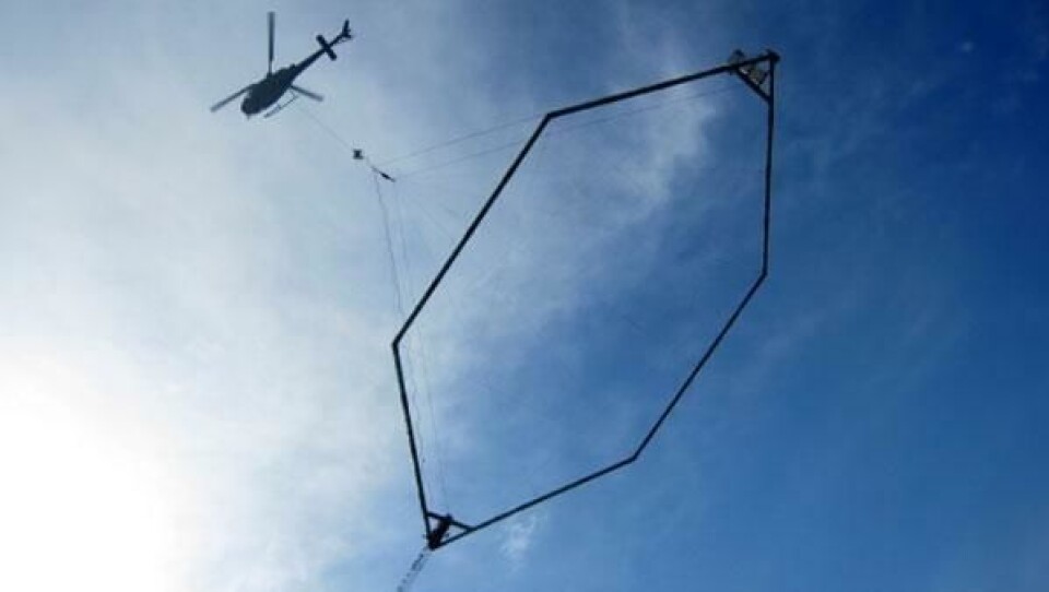 Helikopter kartlegger grunnen under ny E16