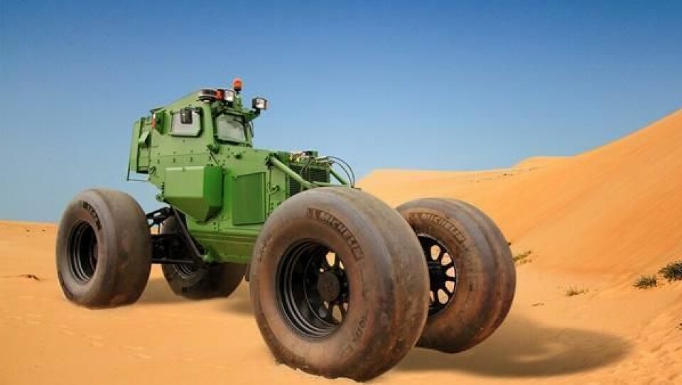 Souvim II med Michelin LX PSI 710/75 R 34 anti-landminedekk.