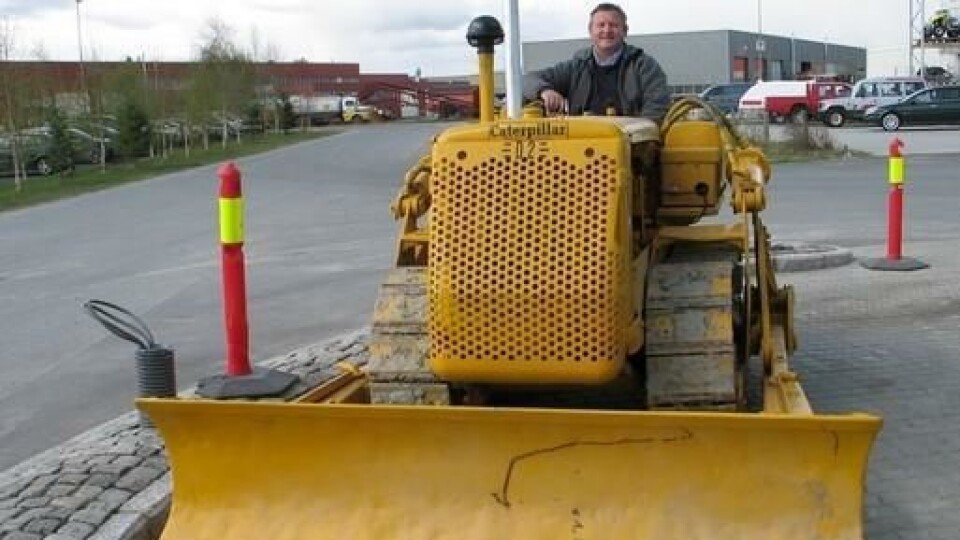 Målet for Jan Inge Gjermundshaug er at alle veteranobjektene skal være kjørbare innen overskuelig fremtid. Denne 47-modellen Cat D2 er kjøpt ferdigrestaurert i USA og er like brukbar som da den var ny.