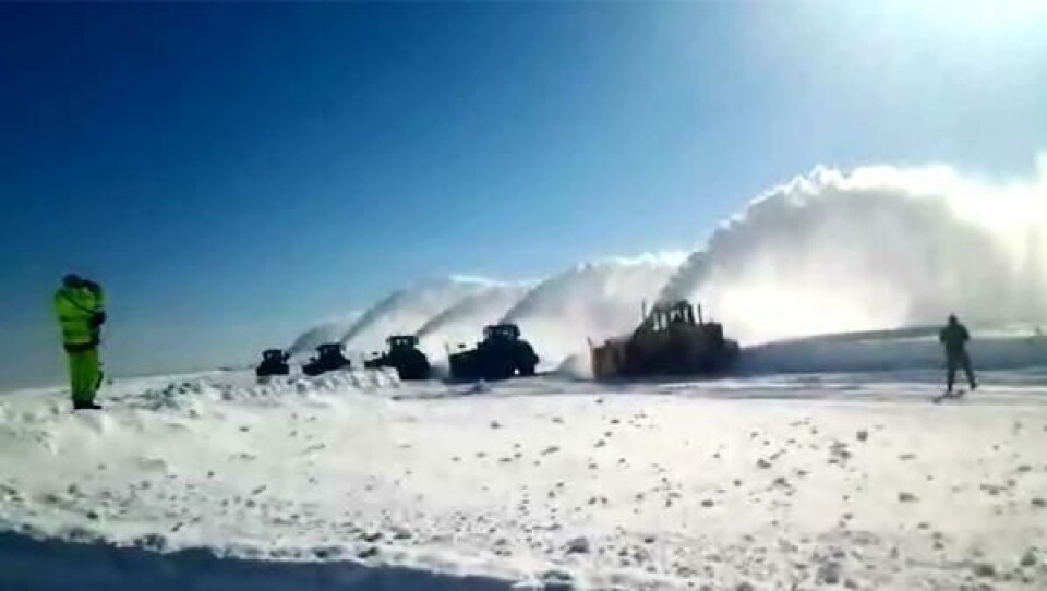 Forsvaret flytter snø