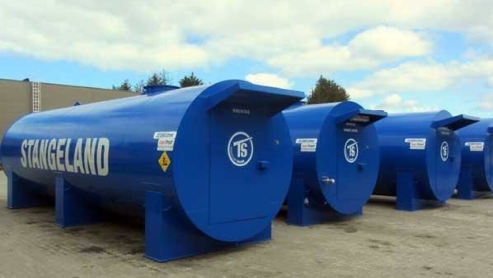 STORT: Dette er de største tankene Arvid Gimre har levert i Norge, 32.000 liter.