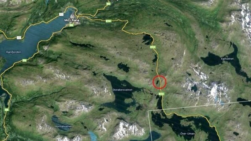 Umskarstunnelen er merket med rød ring på kartet på E12 mellom Mo i Rana og grensen til Sverige.