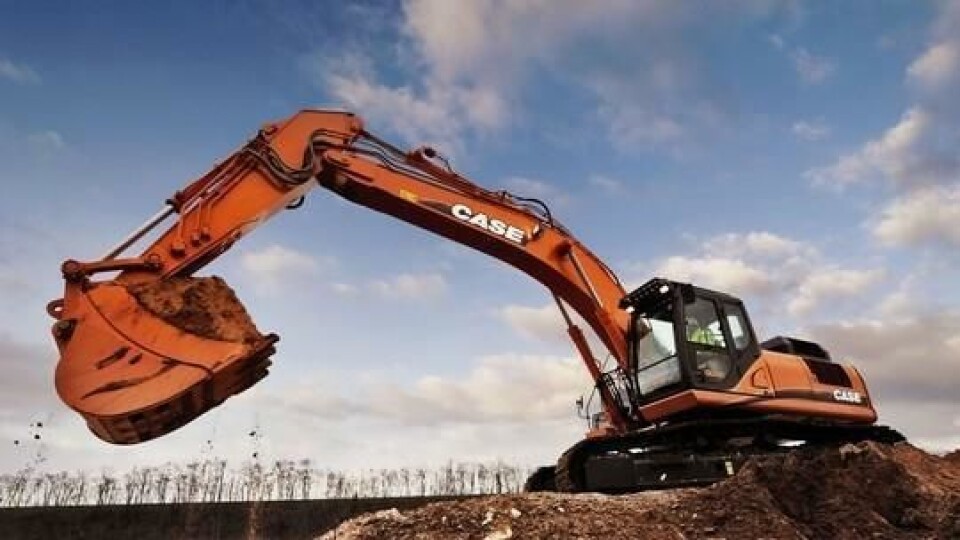 Storbror blant de fire nye Case-graverne er modellen CX370C
