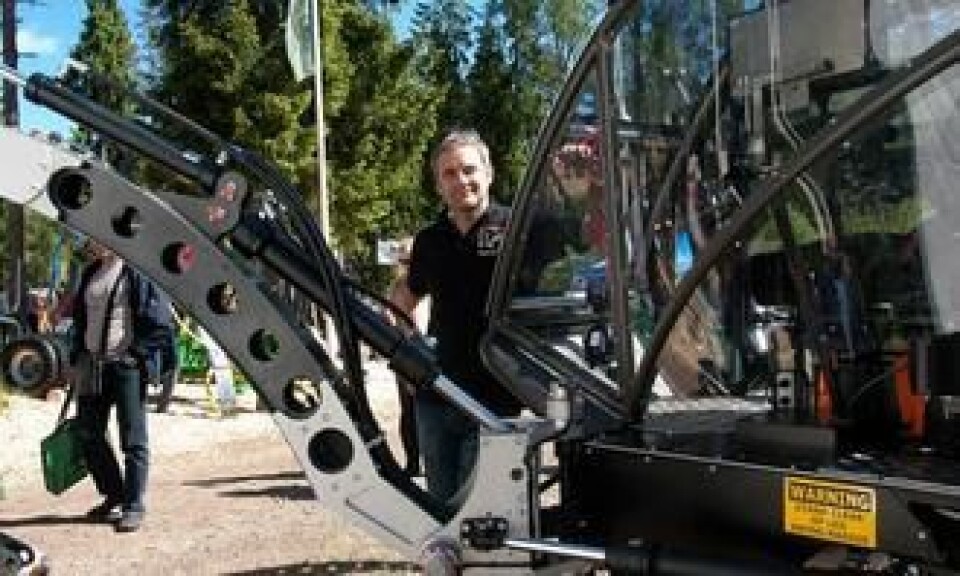 - Vi er på ElmiaWood for å sjekke ut markedsmulighetene for Mantis, sier oppfinner Matt Denton.