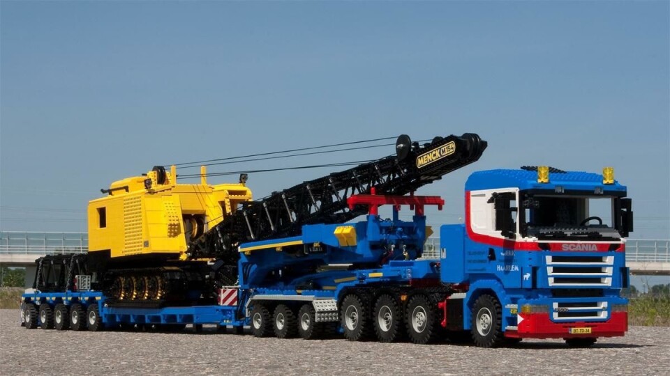 Bygger Scania bit for bit