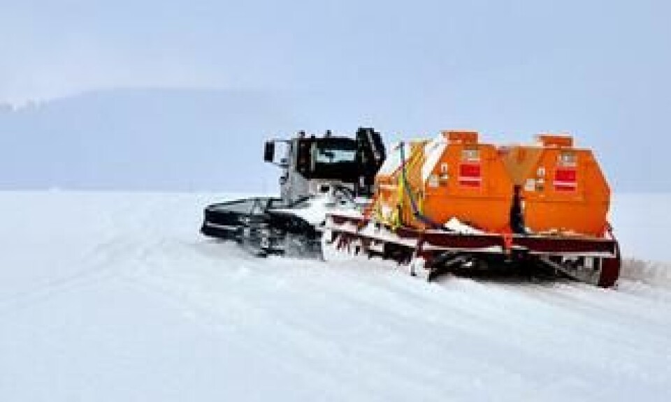 Dieselforsyning på vei inn til anlegget.