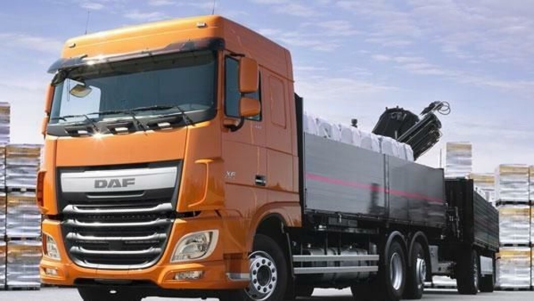 DAF XF FAN 6x2 med styrt løpeaksel er en av variantene som nå går i produksjon. DAF XF FAN 6x2 med styrt løpeaksel er en av variantene som nå går i produksjon.