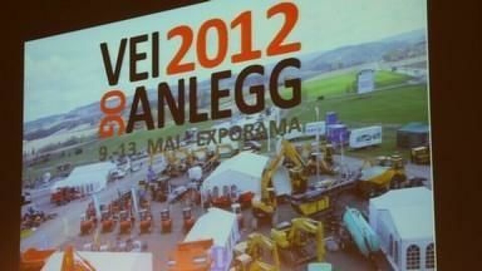 Kåre Valebrokk åpnet Vei og Anlegg 2012 med en klar melding: - Anleggsbransjen står overfor en bonanza, sa den tidligere maskinselgeren og redaktøren. Samtidig advarer han mot knalltøff konkurranse.