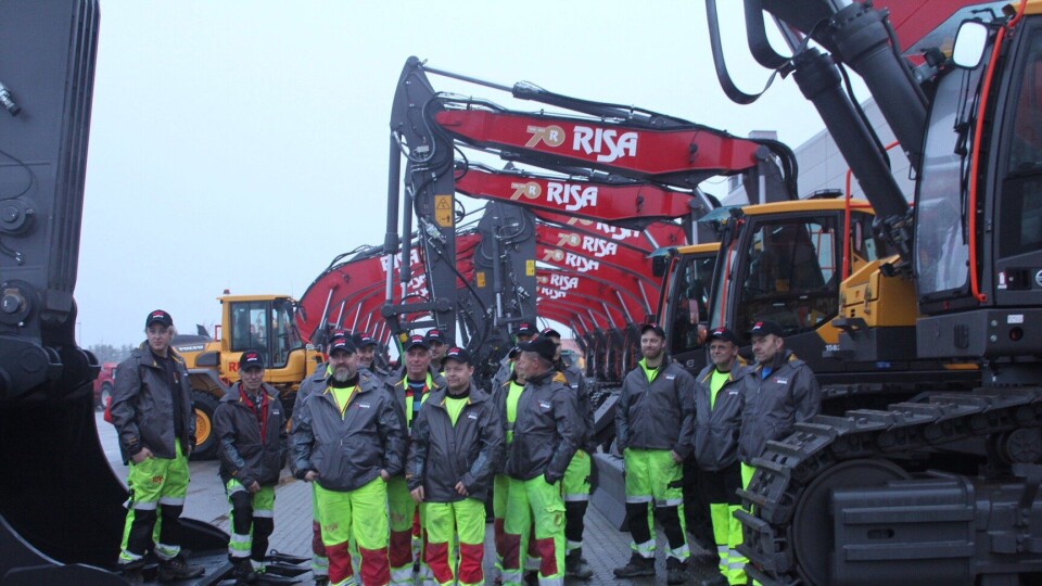 Risa Service mottok både store og mange maskiner fra Volvo Maskin onsdag 20. desember.