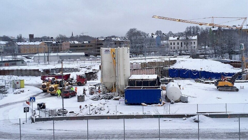 Arbeidene på Follobanen ved Oslo S er i gang igjen etter at Bane Nor tok direkte styring med underleverandørene til konkurstruede Condotte. Foto: Bane Nor