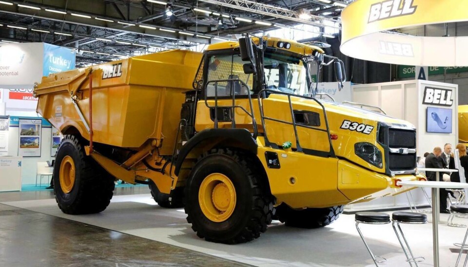NYKOMMER: Med 28 tonns lastekapasitet og 18,6 m3 kasse er målsettingen høy produksjon for Bells B30E 4x4 som ble premierevist i Paris.
