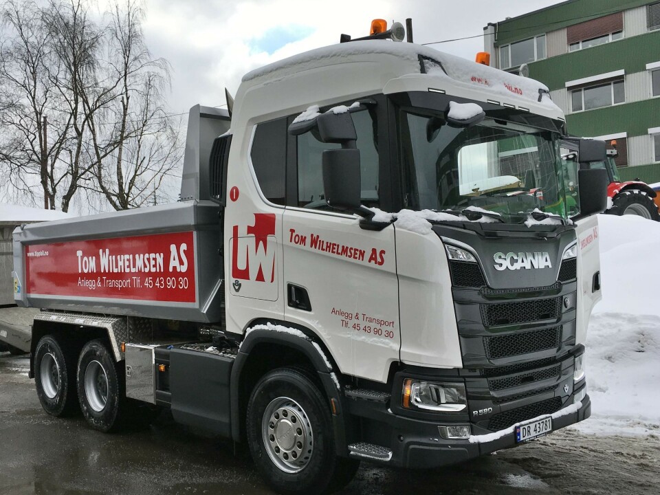 HAR EN: Tom Wilhelmsen har en Scania R580 Next Generation. Nå blir alle bilene like.