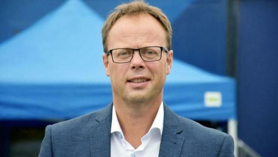 NLF-advokat Robert Aksnes peker på at kontraktene ikke bare er ulovlige i Norge, men også i EU.