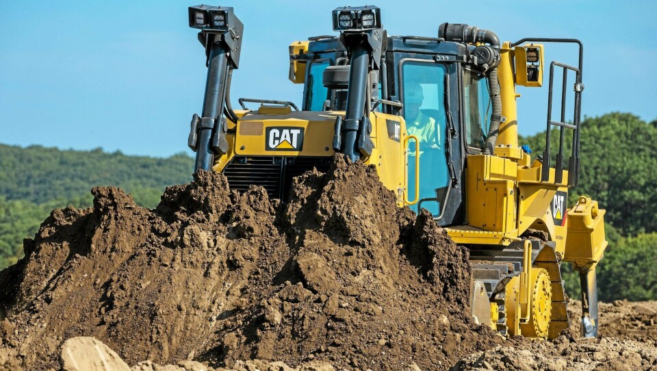 KRAFTKAR: Den nye Caterpillar D8T-dozeren slippes nå i Europa, Australia og New Zealand. Pon har allerede god erfaring med T-generasjonen gjennom D6T som kom i fjor.