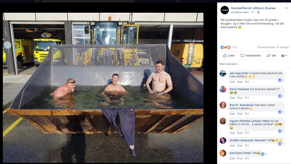 Skjermbilde fra Facebook-siden til Harstad/Narvik lufthavn, Evenes. I kommentarfeltet er det flere som ønsker å stikke bortom hjullasteren for et bad i skuffa.