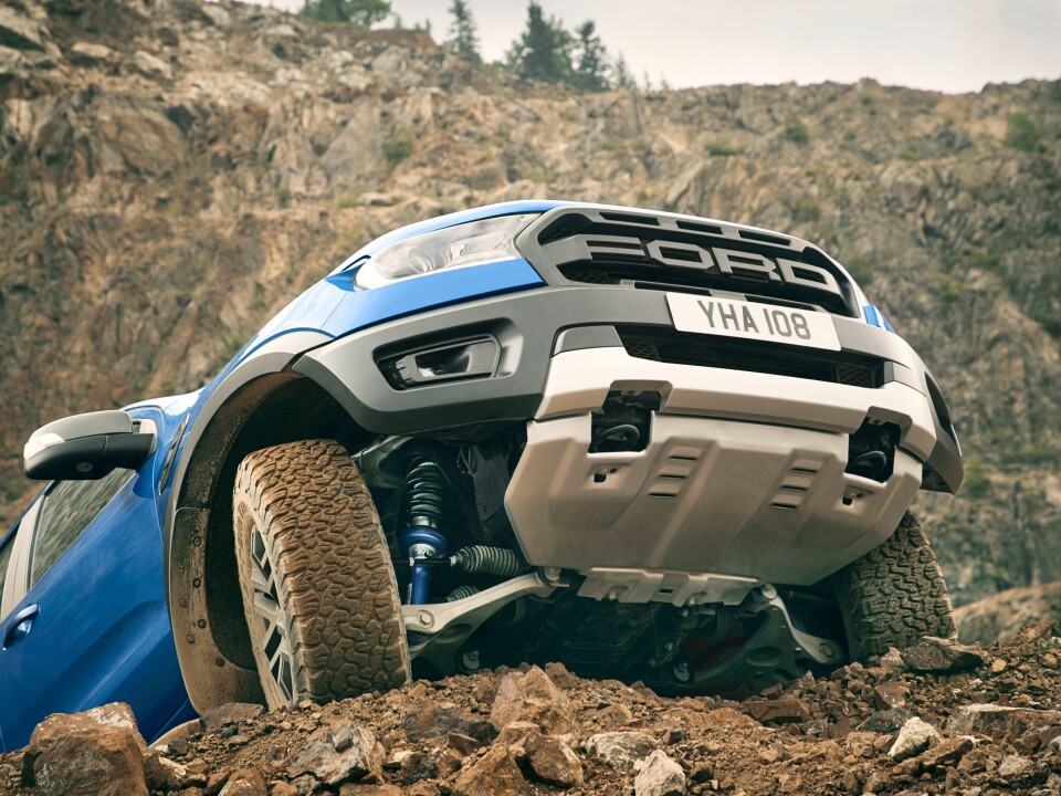 Et lite innsyn i hva som er under pickupen.