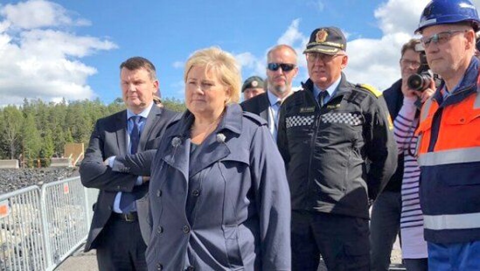 Statsminister Erna Solberg la ned grunnsteinen for Politiets nasjonale beredskapssenter i Ski 21. august 2018.