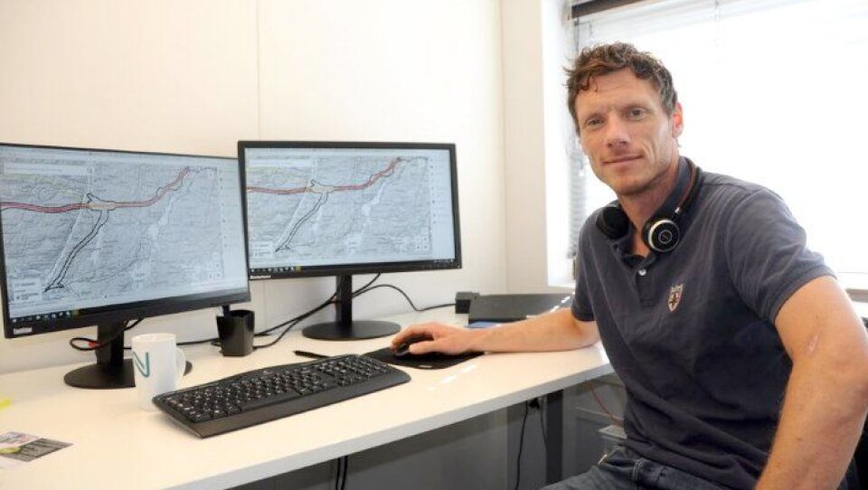 Prosjektleder Håkon Lohne i Nye Veier oppfordrer publikum til å benytte seg av den digitale medvirkningsplattformen for å fremme innspill til ny, trafikksikker E39 mellom Mandal og Lyngdal.