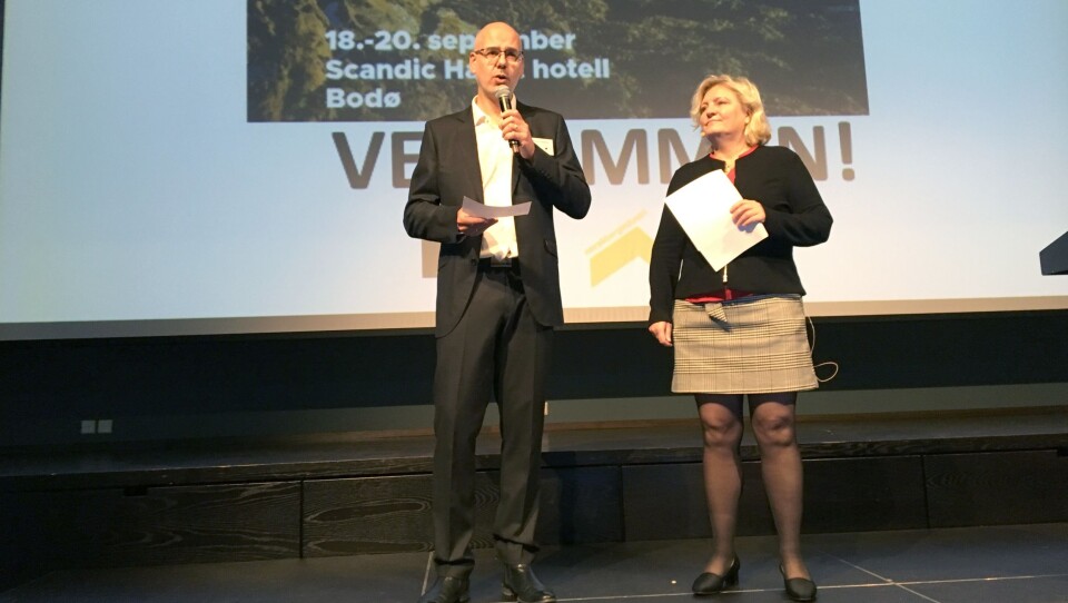 VELKOMMEN: Anita Helene Hall er ny generalsekretær i Norsk Bergindustri og åpnet Bergindustriens Høstmøte i Bodø sammen med Thomas Addison, leder i Norsk Bergforening.