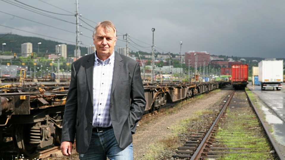 Jon Austrheim overtar sjefsstolen i Toten Transport AS. Foto: Per Dagfinn Wolden