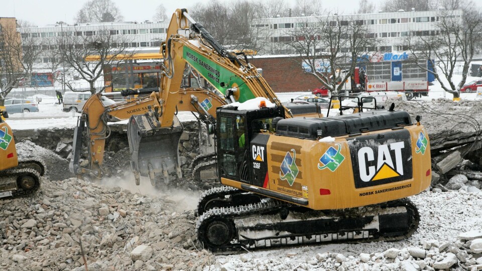 Norsk Saneringsservice AS skal rive 121 bygninger i Moss i forbindelse med bygging av nytt dobbelt jernbanespor.