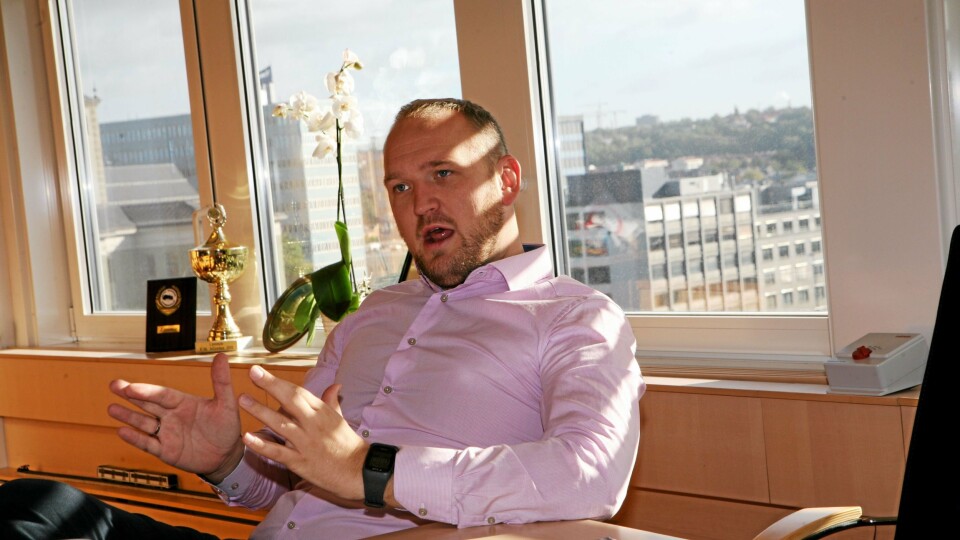 Samferdselsminister Jon Georg Dale sier regjerinens satsing på samferdsel binder landet tettere sammen. Foto: Per Dagfinn Wolden