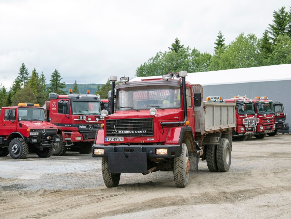 FLAGGSKIPET: Ifølge Ketil Verstad er det ingen ting som kan måle seg med Magirus’en med luftavkjølt V8 motor.