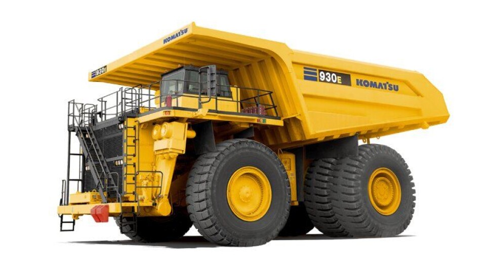 På bildet er en Komatsu 930E-4 med en motorkraft på 2550 hk og lastekapasitet på ca. 292 tonn.Boliden har kjøpt neste generasjon 930E-5.