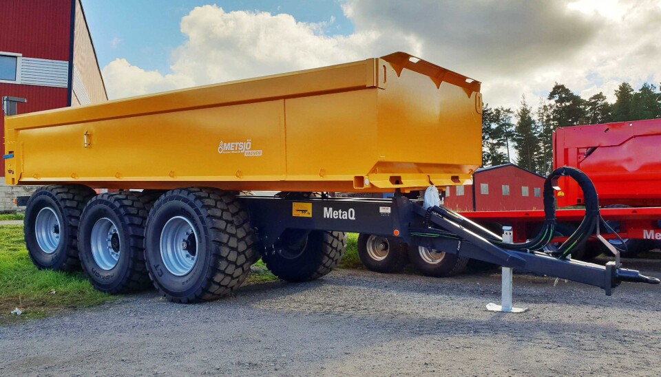 Nye Metsjö MetaQ-hengere kan leveres med mange avanserte funksjoner bygget ut fra en ny type luftbrems som den svenske produsenten har utviklet. Disse styres med en app på smarttelefon. Det er også mulig med hjul som drives med traktorens hydraulikk på disse hengerne.