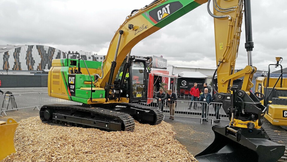 En Cat 323F Z-line i konseptversjon ble vist på Pons område på Vei og Anlegg 2018. Nå kan det bli en miljøpris til Pon Equipment AS for systemet.