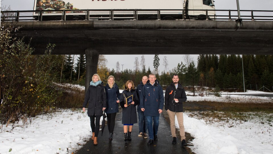 Fra venstre: Hanne Embretsen, Helene Mork, Ann-Sire Fjerdingstad (ordfører) Anders Høstmælingen, Morten Hotvedt og Fredrik Staubo Jensen.