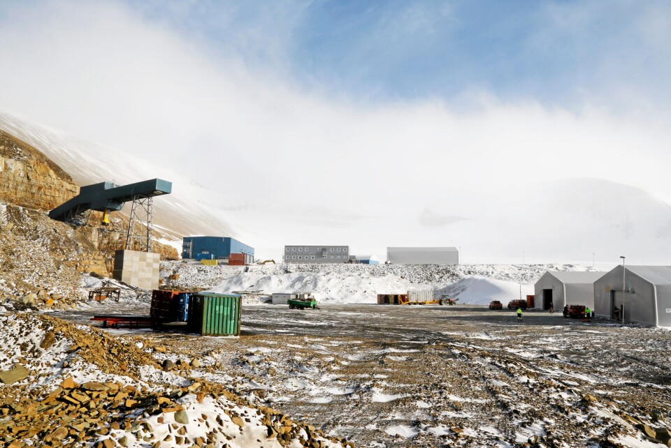 SKAL TILBAKESTILLES: Lunckefjell skal tilbakestilles som det var før disse innstallasjonene kom på påass for noen få år siden.