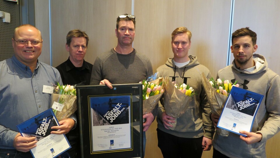 VINNERNE: Fra v. Patrik Ottoson, Stefan Andersson, Nicke Nilsson, Martin Waern og Robert Hedman. Fredrik Alin og Therese Vahlman var ikke tilstede ved tildelingen.