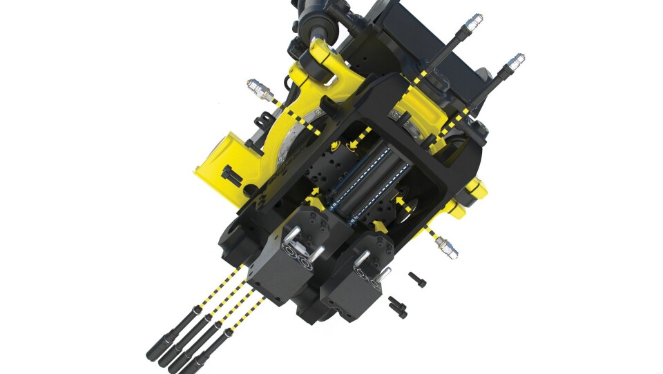 Det automatiske oljekoblingssystemet EC-Oil og hydraulikktilkoblinger for gripekassetten GRD og feievalsen SWD kan ettermonteres helt uten slanger.
