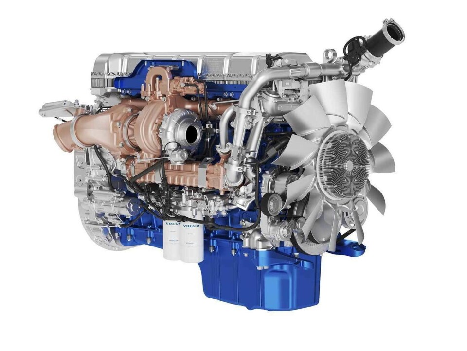 Den nye D13TC-motoren er Volvo Trucks' mest drivstoffeffektive motor til langtransport noensinne. Den har patenterte stempler som er bølgeformede innvendig, noe som øker effektiviteten, samt en ekstra turbin i eksosstrømmen kalt Turbo Compound.