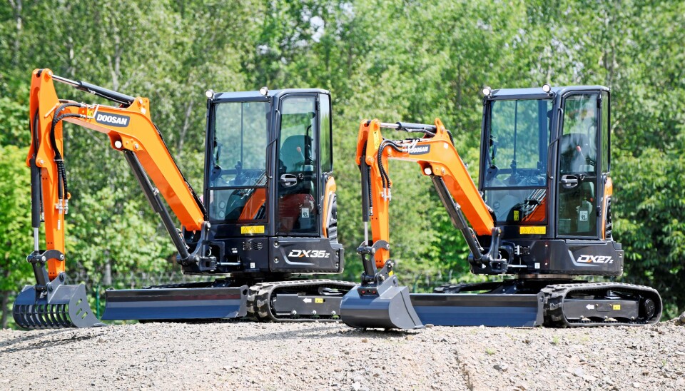 MINI-NYHETER: Minigravere DX27z (2,7 tonn) og DX35z (3,5 tonn) er egentlig to Bobcat-maskiner, men i Doosan-drakt.