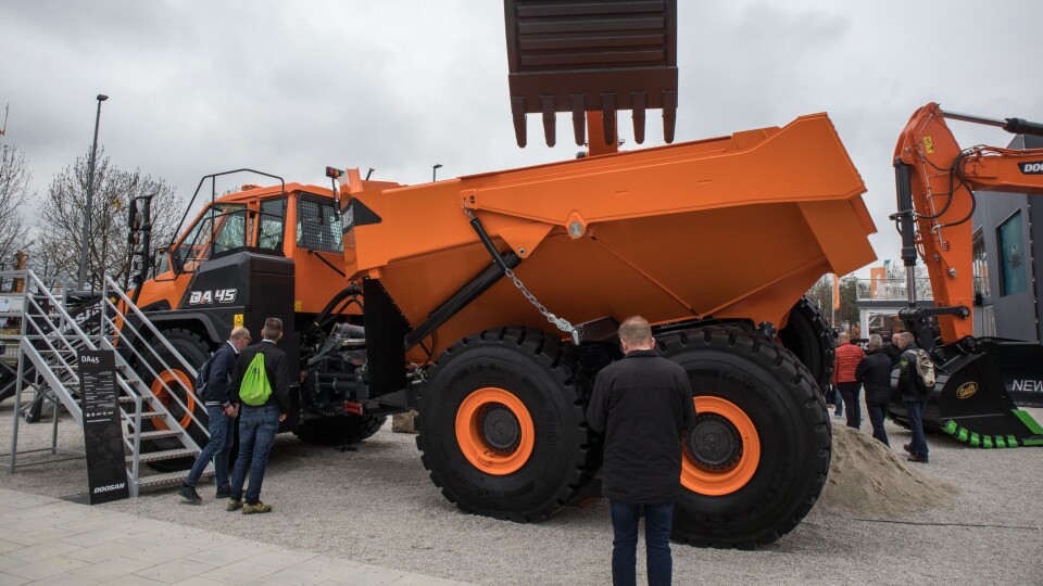 Den norskproduserte maskinen hadde en sentral plass på Doosan-standen i München. Den norskproduserte maskinen hadde en sentral plass på Doosan-standen i München.