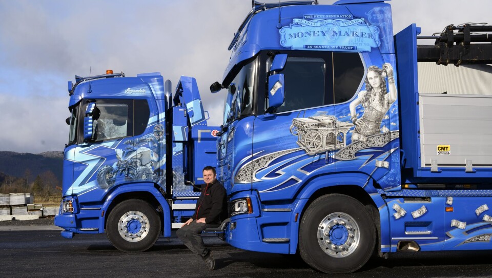 LAKKERT: Scania R730’en til Willy Solbjørg har Money Maker lakkert over døra. Det stemmer.