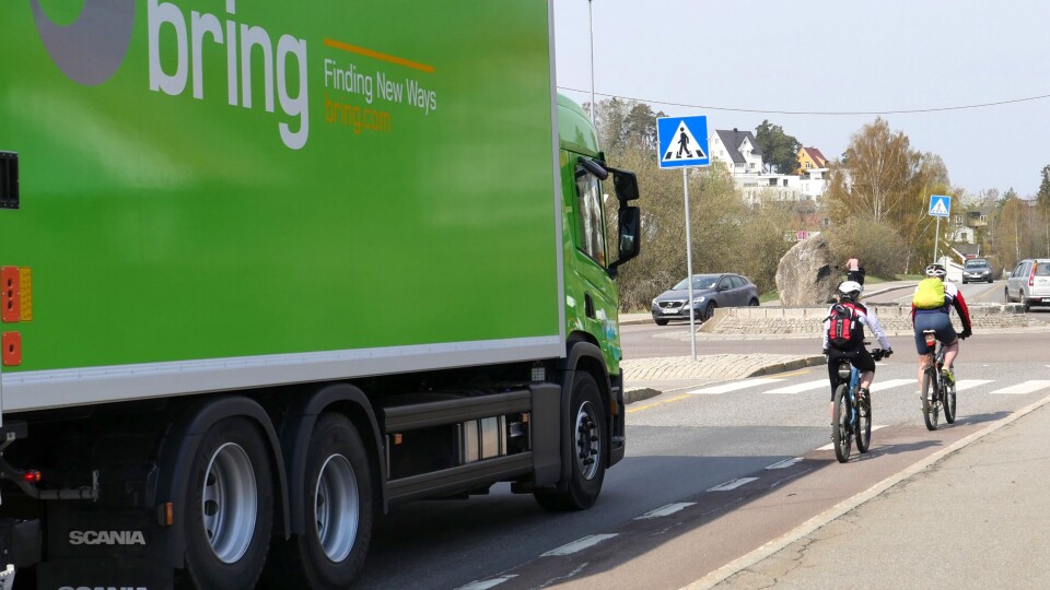 Blindsonekameraet gjør at sjåføren i lastebilen ser syklister som ellers ikke ville vært synlig.