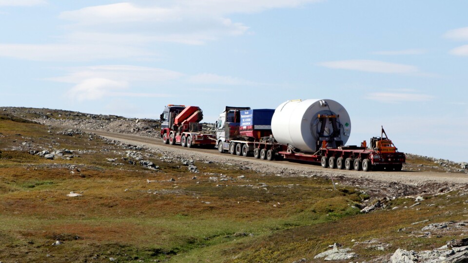 Veidekke fikk andre trinn av vindparkprosjektet på Raggovidda i Finnmark. De hadde også det første trinnet. Bildet er fra en vindturbintransport som AT.no var med på for ca. fem år siden på første trinn.