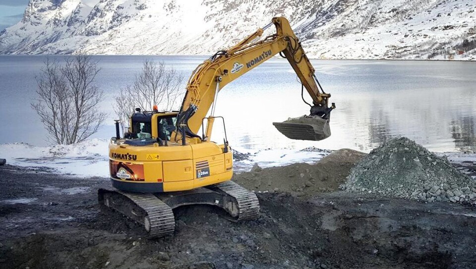 Maskinentreprenør Herbjørn Nilssen AS har mange graveoppdrag i og rundt Tromsø. Nå har de sikret seg arbeid i mange år fremover.