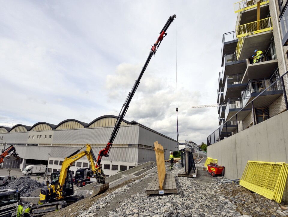 Vinsj-systemet til Palfinger, er slik at vinsjen kan sitte montert og klar hele tiden. Den løfter 4,5 tonn med enkelt wire, mens kapasiteten dobles med kasteblokk.