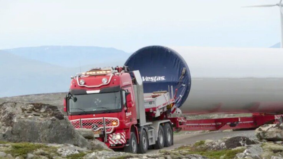 Transport til Hitra 2 vindpark sommeren 2019. Transport til Hitra 2 vindpark sommeren 2019.
