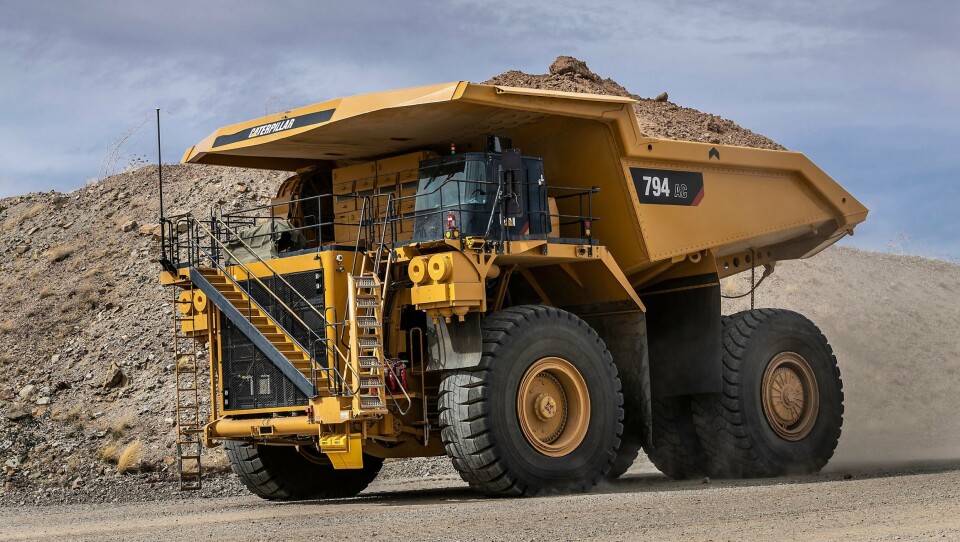 OPPGRADERT: Etter langvarige tester slipper Caterpillar nå gruvetrucken 794 AC på 300 tonn, og den kommer også til Europa med Steg 5 motor. (Foto: Caterpillar)