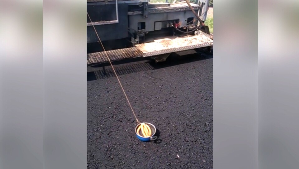 Bilde av pølsetrekking. NB: Se video under artikkelteksten!