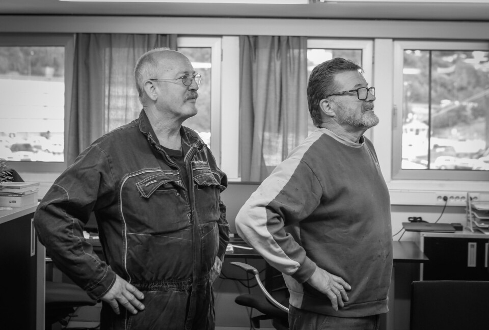 VETERANENE: Hans Petter Dalen og Stein Martinsen har til sammen jobbet i 68 år i skur 89. Martinsen fyller 67 år om kort tid, og begynner å gjøre seg klar til pensjonisttilværelsen. VETERANENE: Hans Petter Dalen og Stein Martinsen har til sammen jobbet i 68 år i skur 89. Martinsen fyller 67 år om kort tid, og begynner å gjøre seg klar til pensjonisttilværelsen.