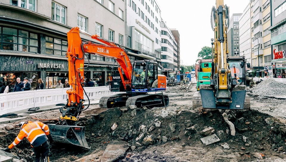 På anleggsplassen i Olav Vs gate og den østlige delen av Klingenberggata i Oslo brukes det bare elektrisk drevne anleggsmaskiner.