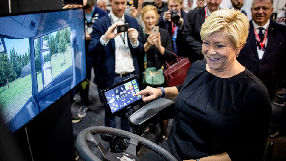 Bilder fra Transport & Logistikk 2019 på Norges Varemesse i Lillestrøm 26.-28. september. Kanskje du ser noe biler du liker, noen folkk du kjenner/ -vet hvem er.