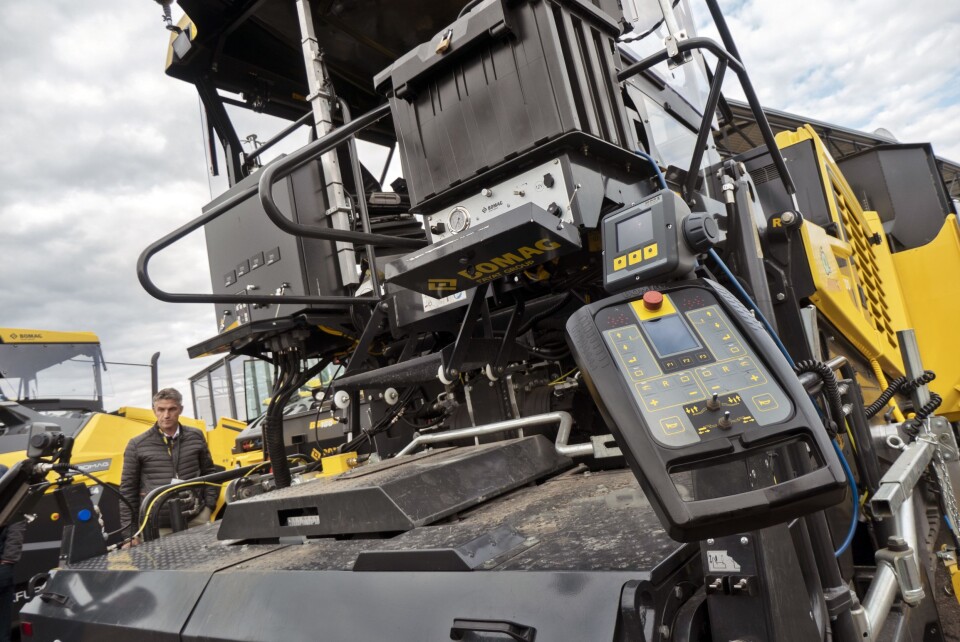 TRYKK: Sidepanelene er sammen med instrumentbordet er helt nytt på BF700-utleggerne.