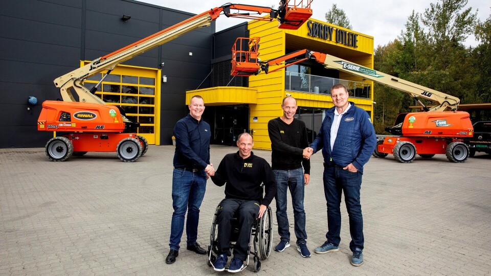 På bildet fra venstre: Jesper Becker Nielsen (Riwal),Erik Sørby (Sørby Utleie),Lars Sørby (Sørby Utleie) og Karl Oskar Fevik (Riwal).